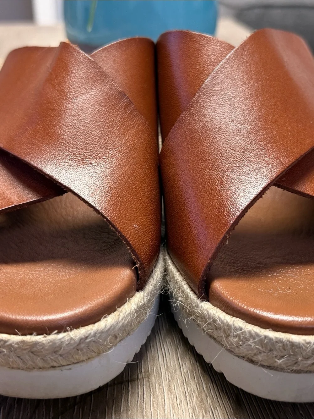 Bertuchi Spain Leather Cross-Band Wedge Sandals Womens Size 8 Brown Slide Mules